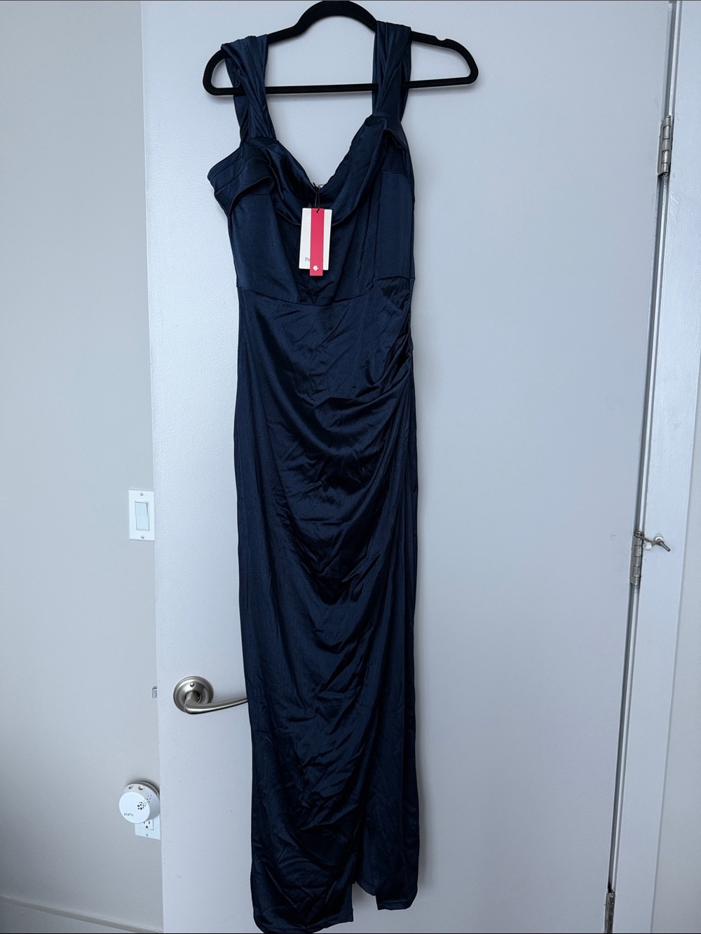 Popilush Elegant Navy Blue Evening Gown - Classic Draped Design